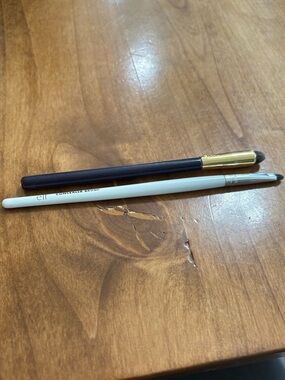 e.l.f. Concealer Brush + Bonus Tarte Packer Eyeshadow Brush